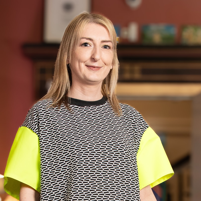 Kerry-Lee Lavery fore Jay